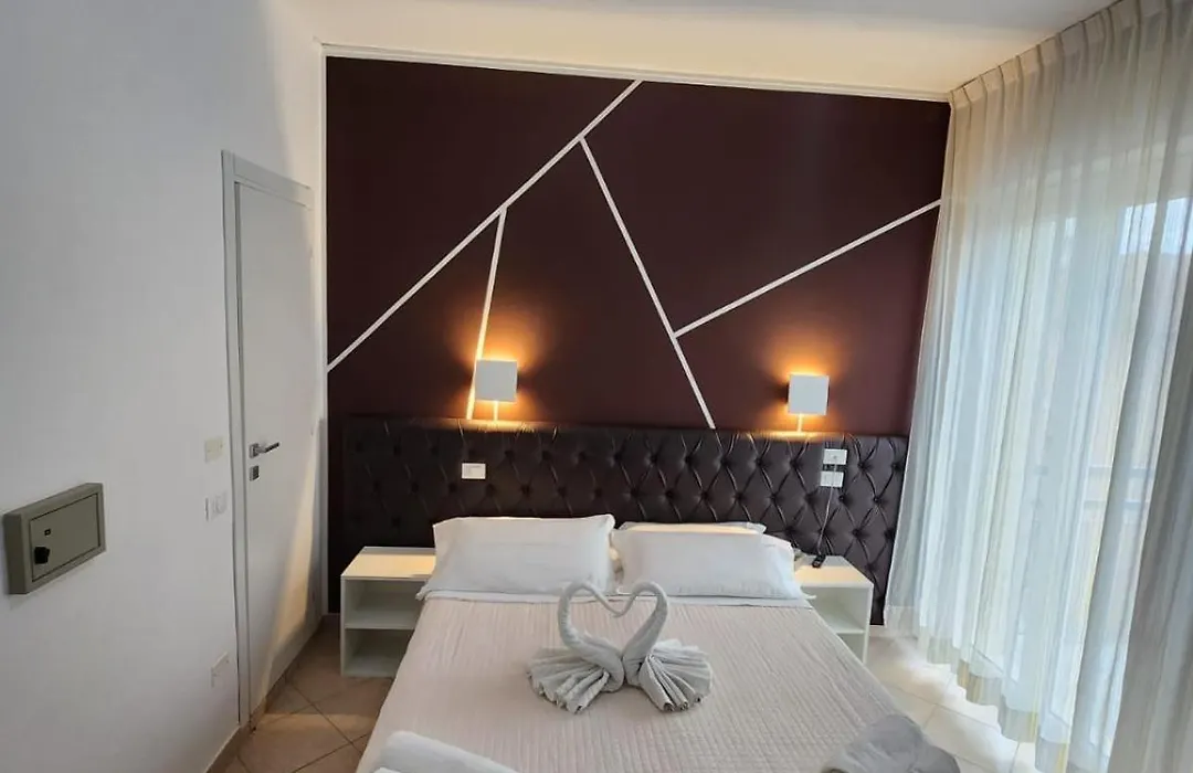 Hotel Liu-1