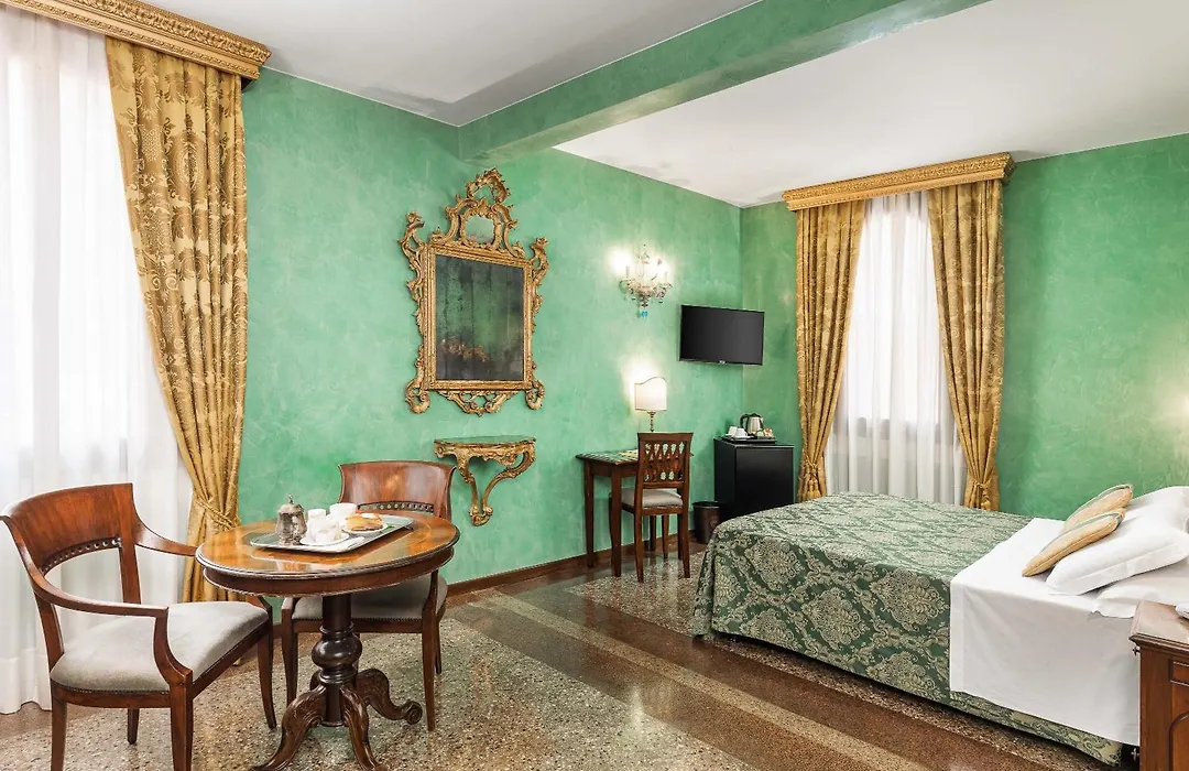 Hotel Marconi-1