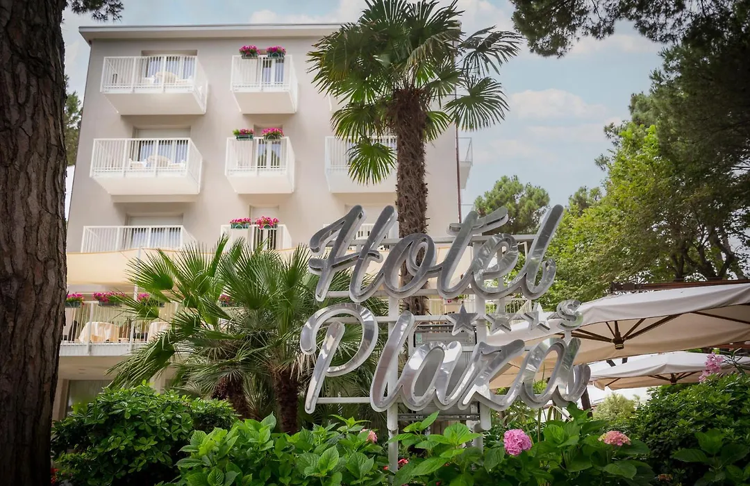 Hotel Plaza-1