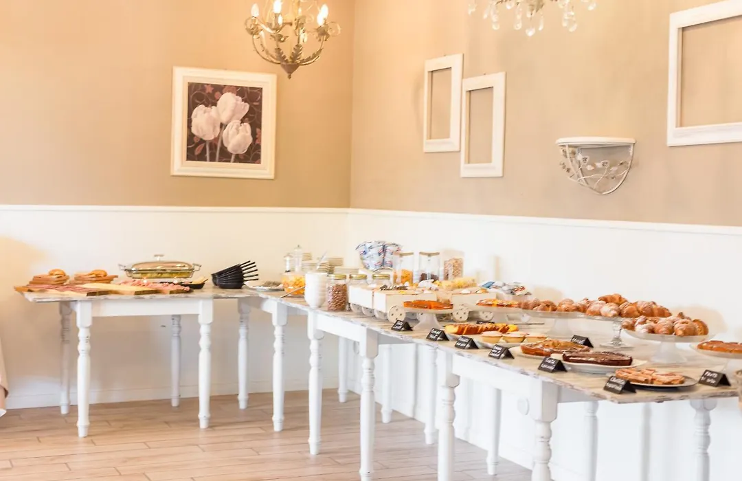 Hotel Ronchi-1