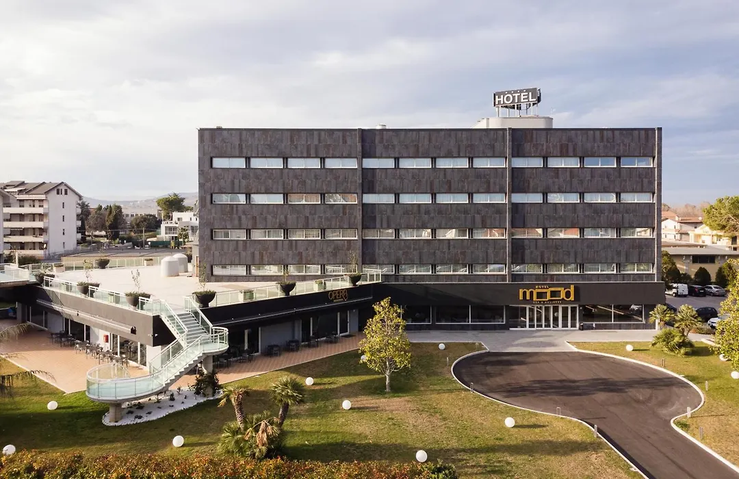 Mood Hotel-1