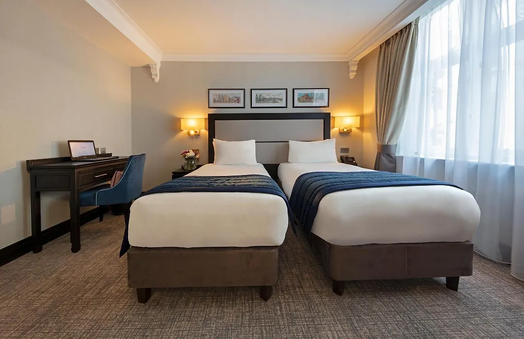 Wellington Hotel By Blue Orchid-1