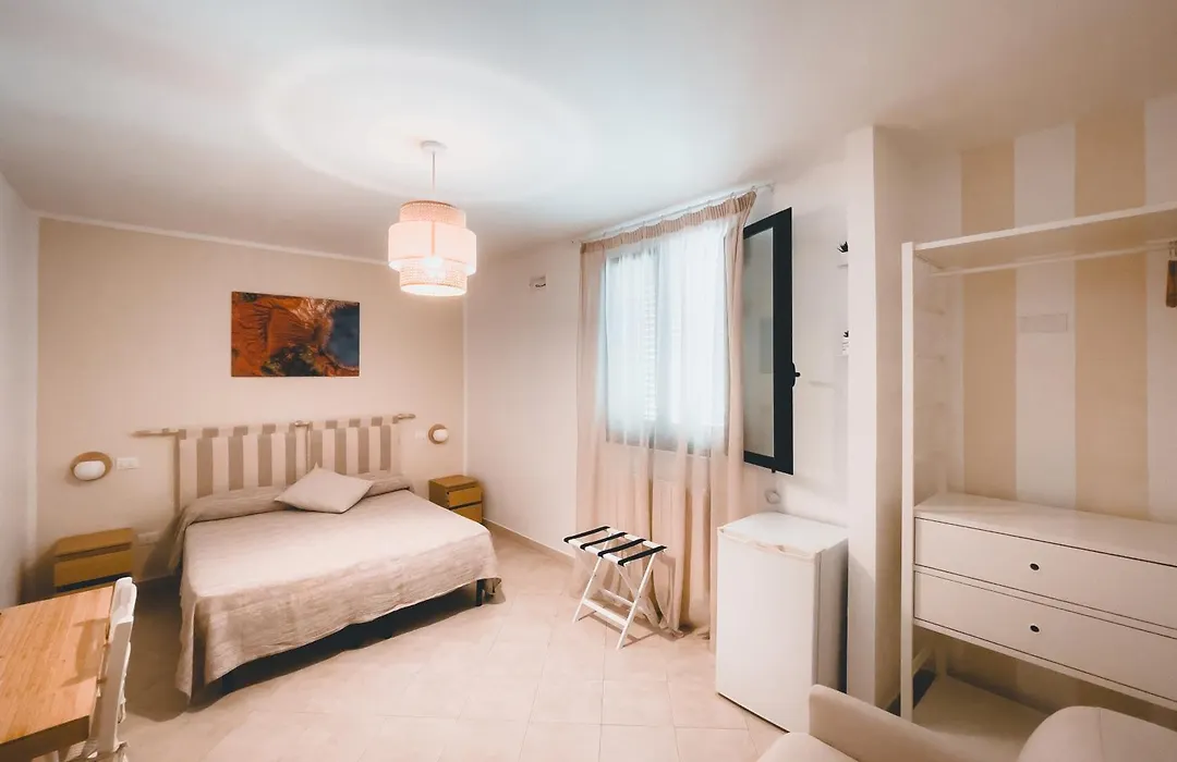 Notos B&B-1