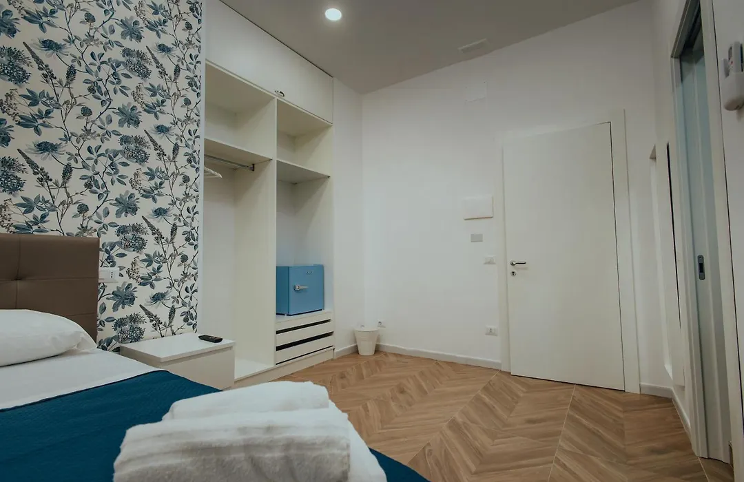 Otis Rooms-1