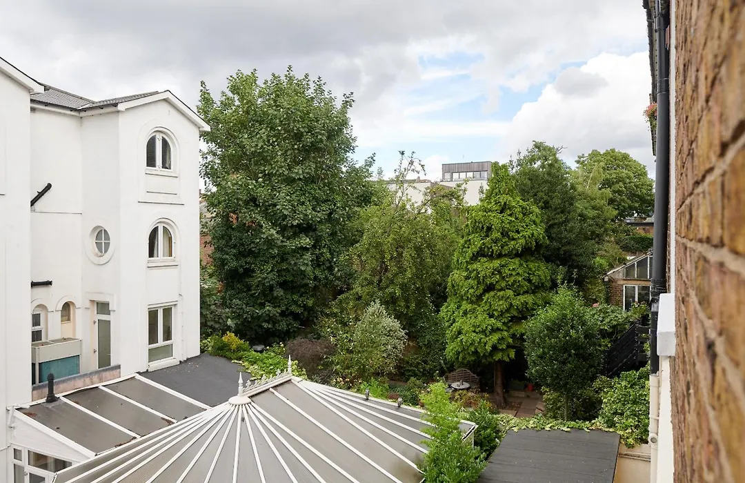 Camden Road-1