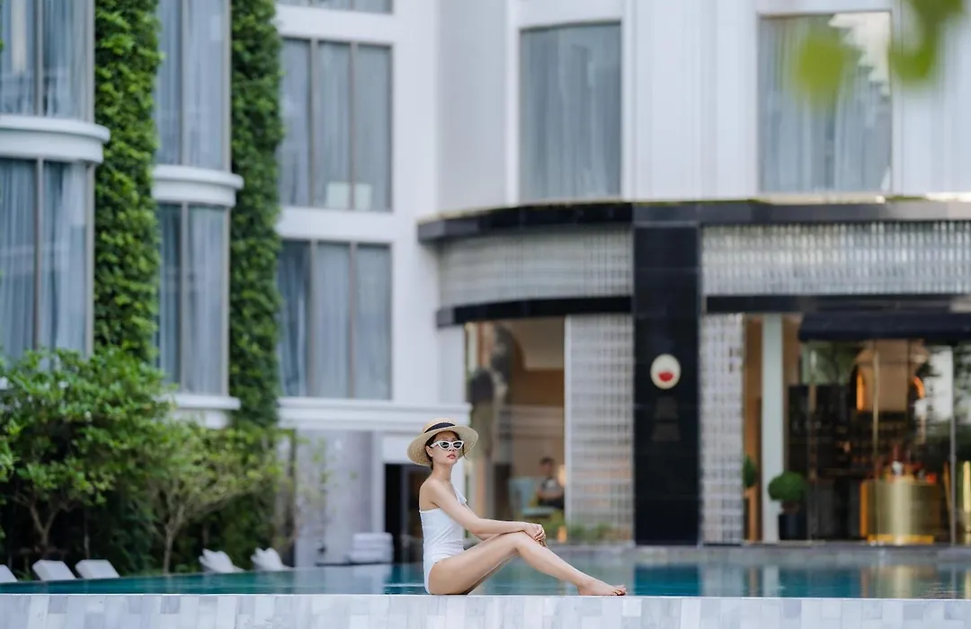 The Salil Hotel Riverside Bangkok-1