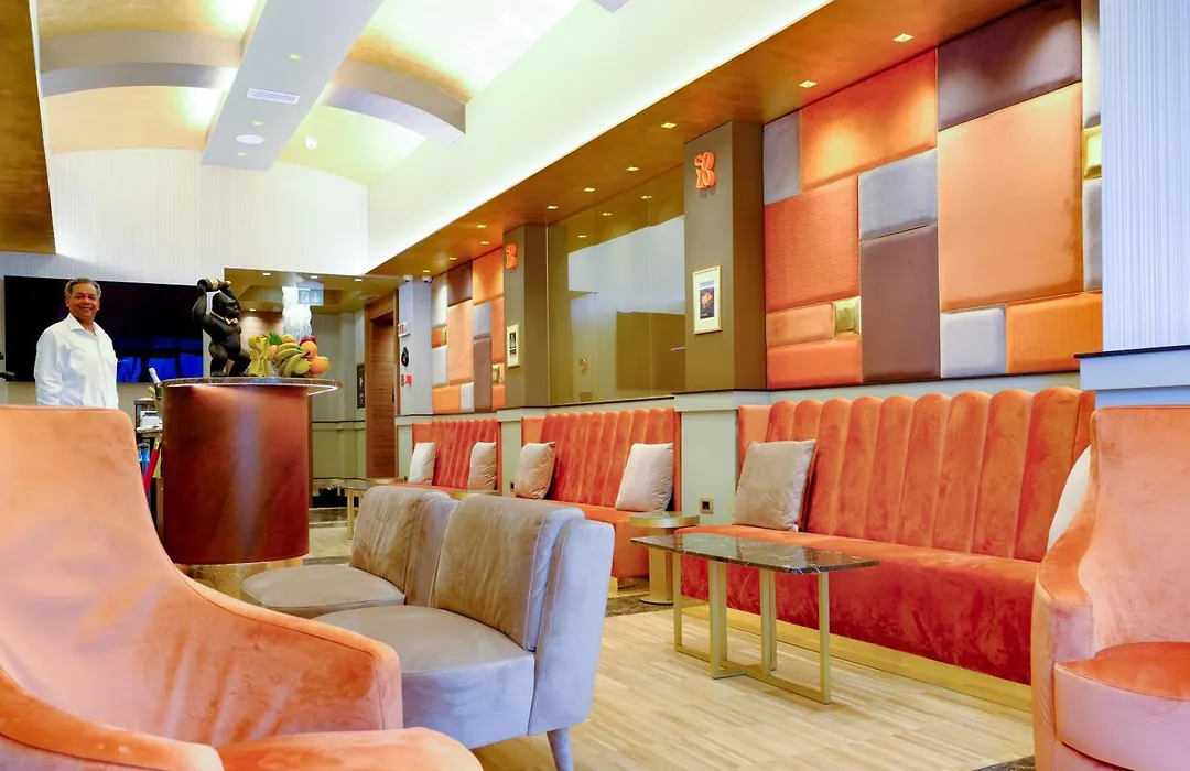 Solo Experience Hotel-1