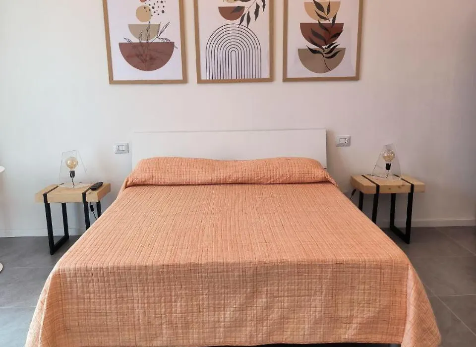 Room 48 Bologna-1