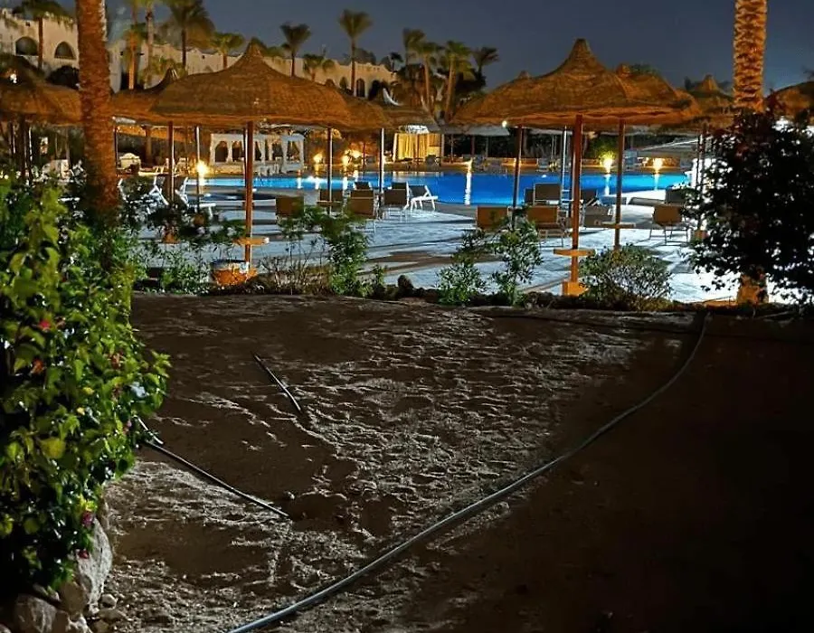 Private Unit In Domina Coral Bay Sultan-1