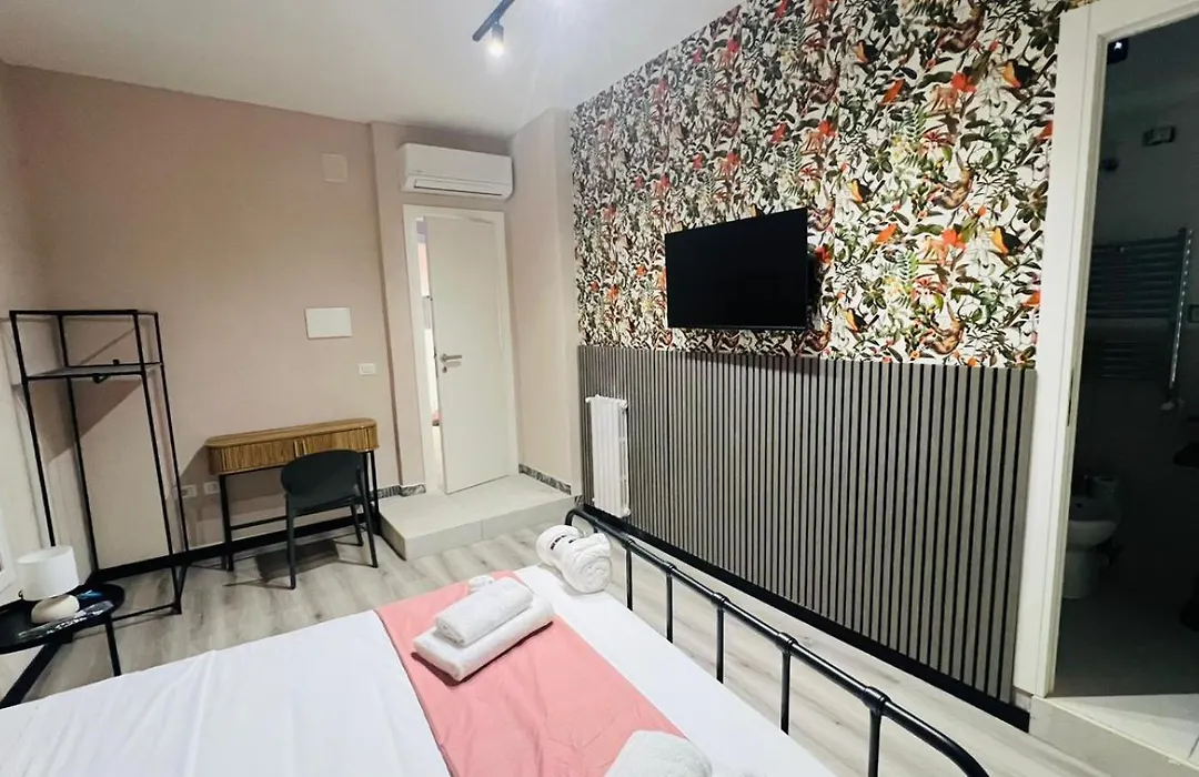 Flower Rooms-1