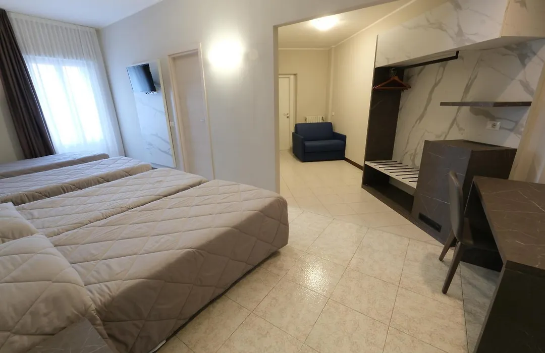 Hotel Mistral-1