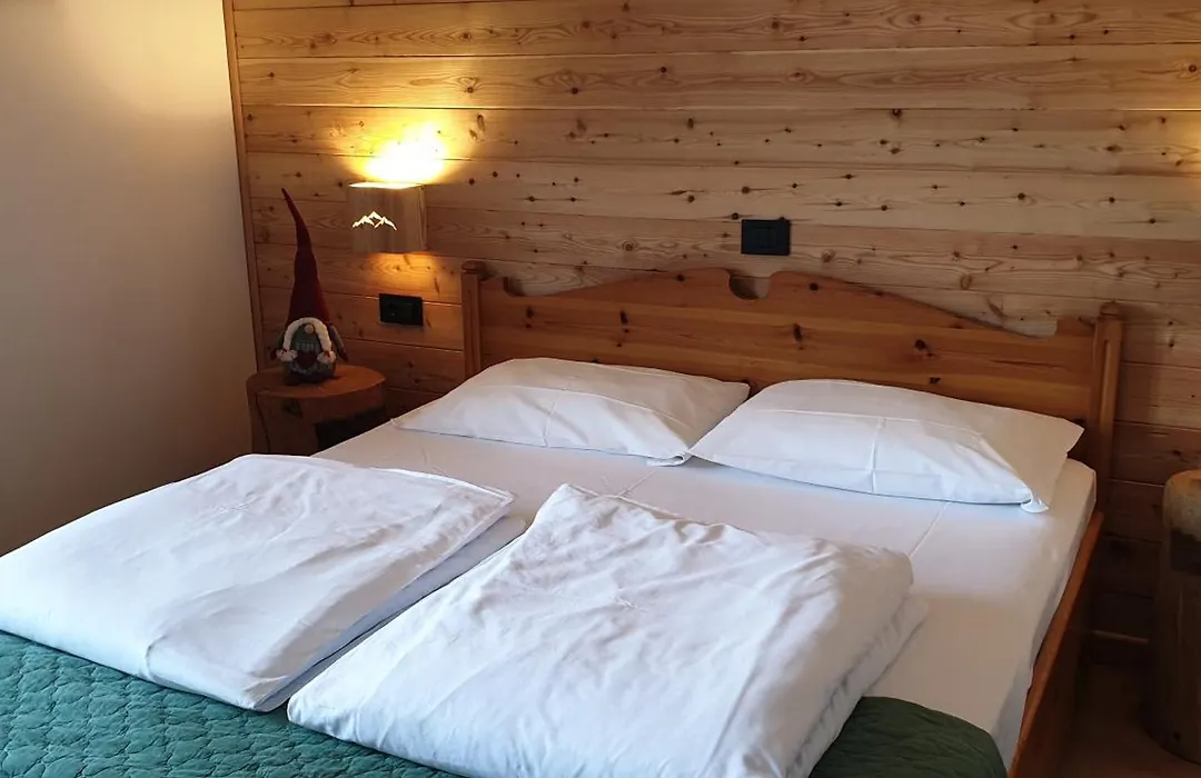 Hotel Lares-1