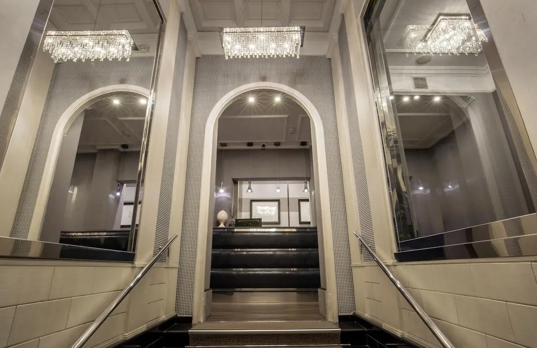 Hotel Royal Court-1