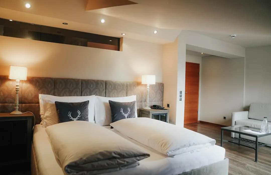 Boutiquehotel Weisses Roessl-1