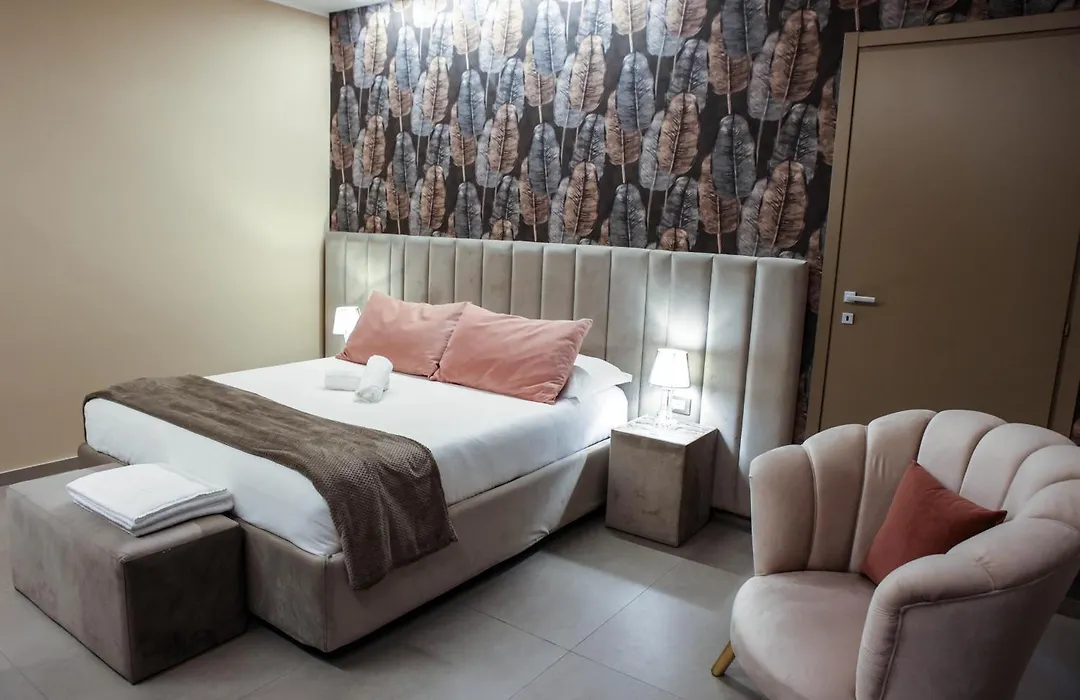 B&B Suites&Rooms piazza dei martiri-1