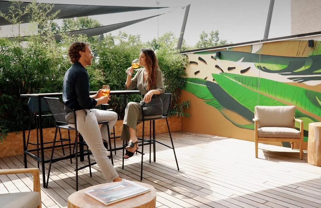 Ar Suites&Art-1