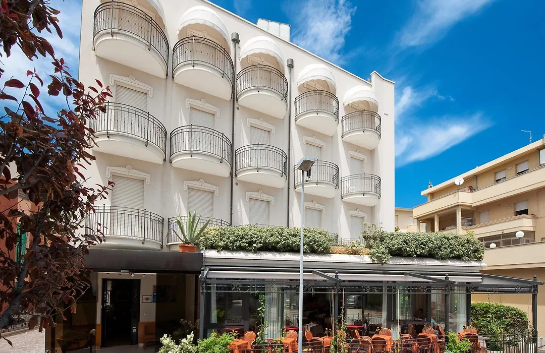 Hotel Gabriella-1