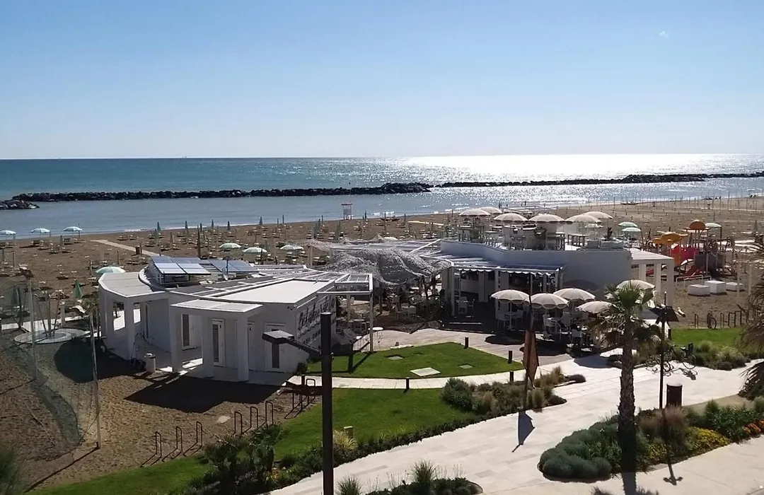 Hotel Ideal-1