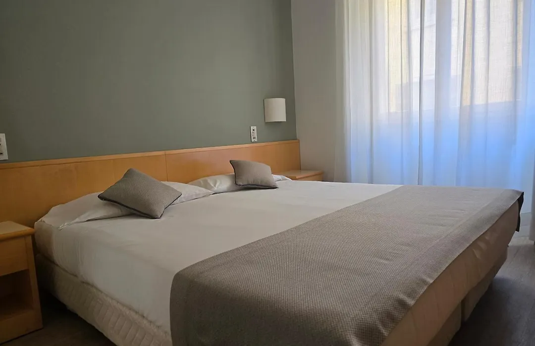 Mokinba Hotels Sant'Ambroeus-1