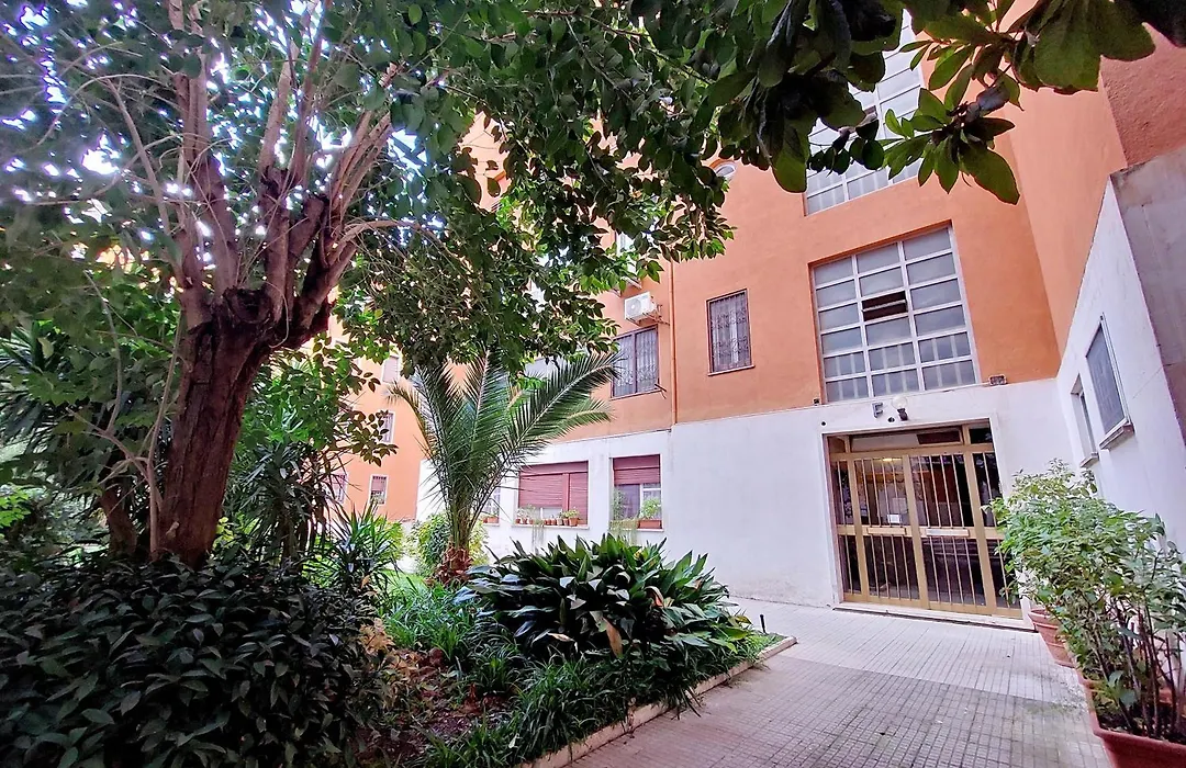 The Place Gallia - New Guesthouse San Giovanni- Self Check-In - Modern Bathrooms-Near Metro A-1