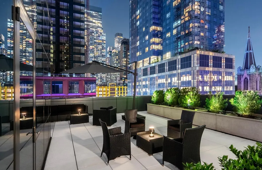 Yotel New York Times Square-1