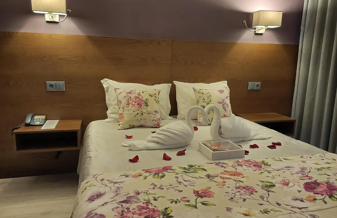 Hotel Santo António de Pádua-1