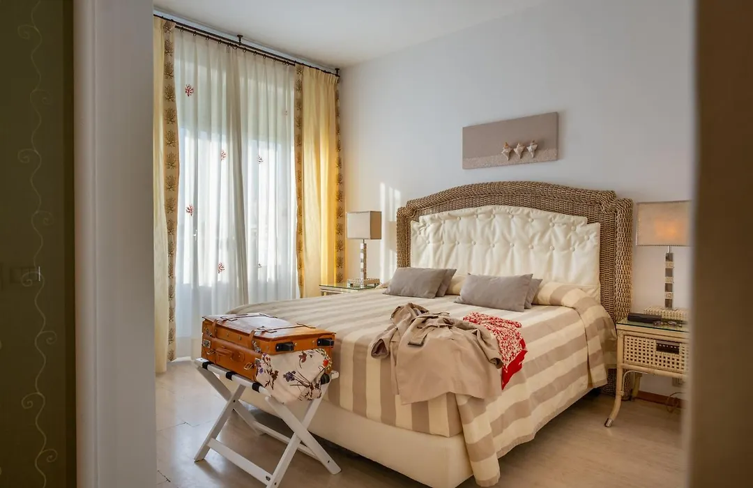 Relais Valle Dell'Idro - Rooftop & Sea View, Otranto-1
