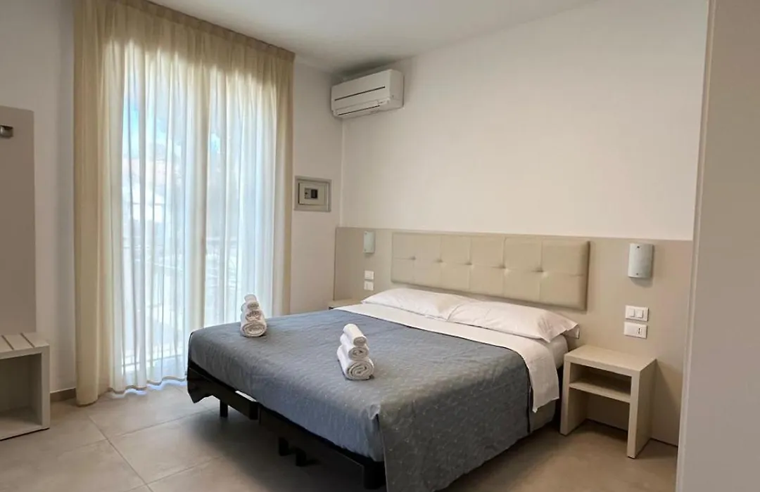 Hotel Brigantino-1