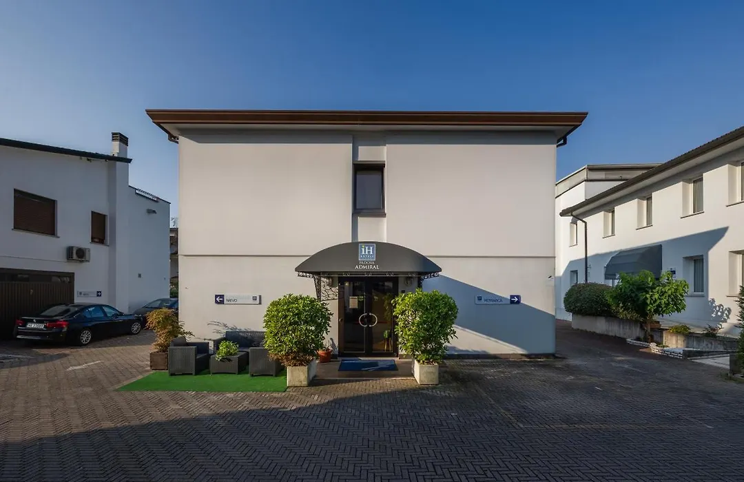 iH Hotels Padova Admiral-1