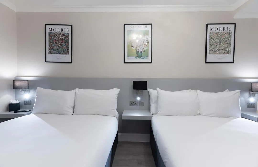 MARINA HOTEL London-1