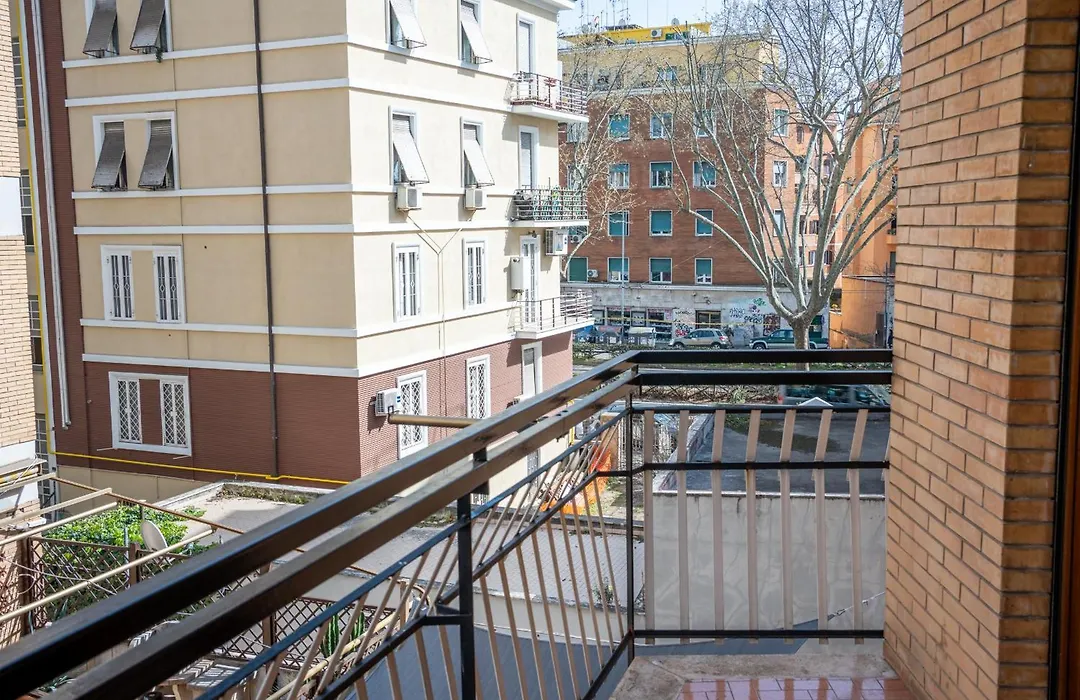 C&P Luxury Guest House Rome-1