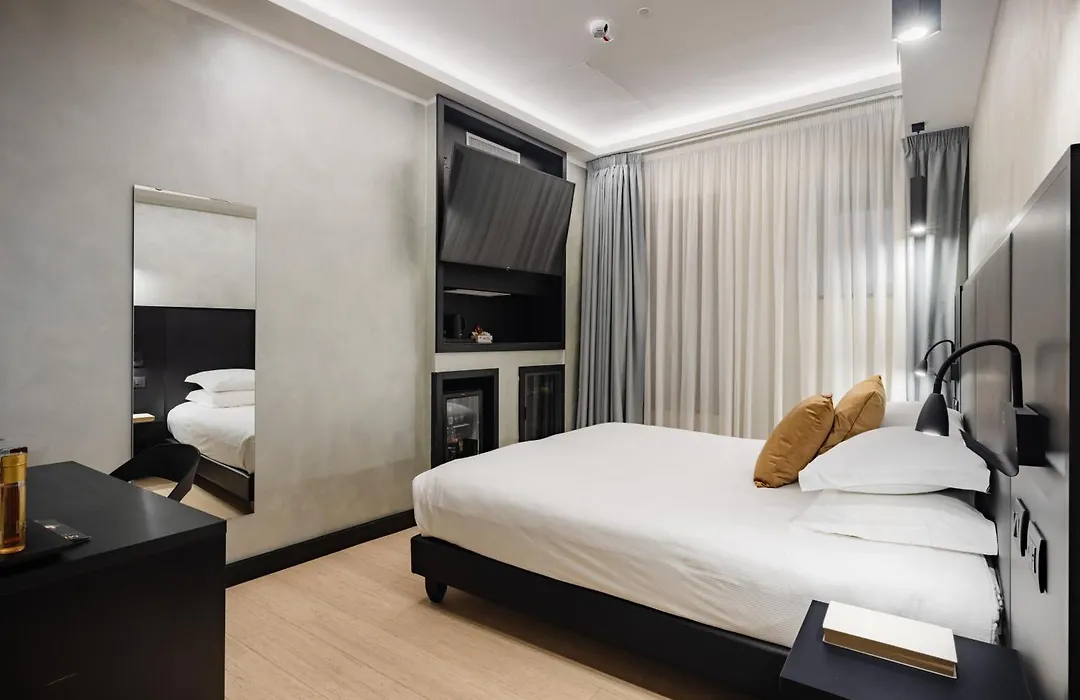 Dream Suite Trevi-1