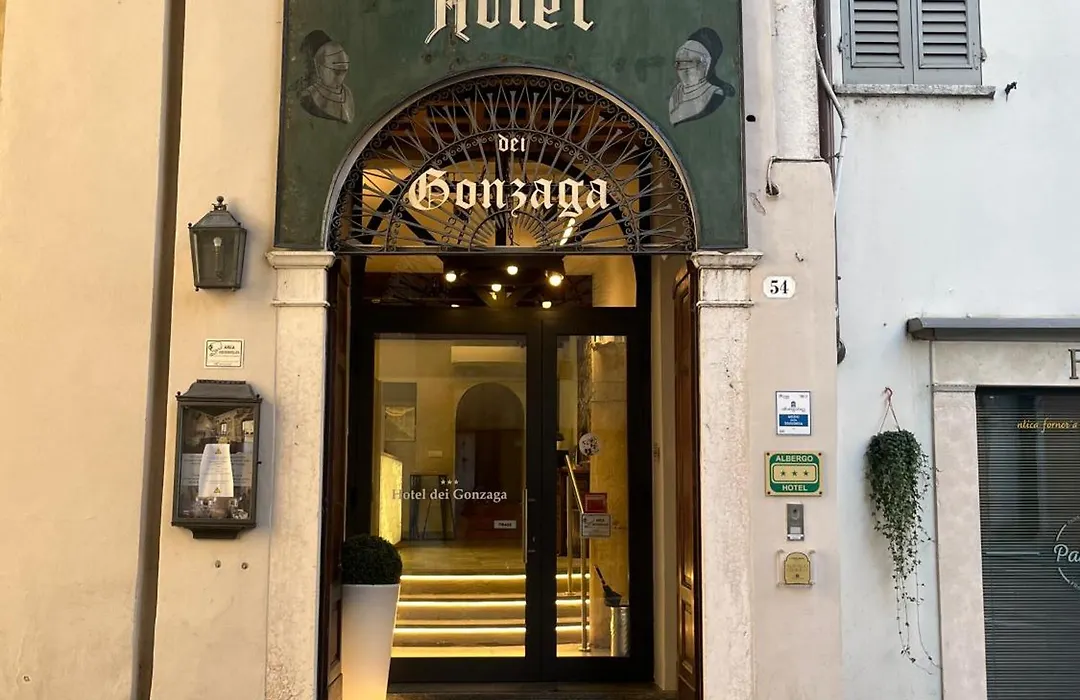 Hotel dei Gonzaga-1
