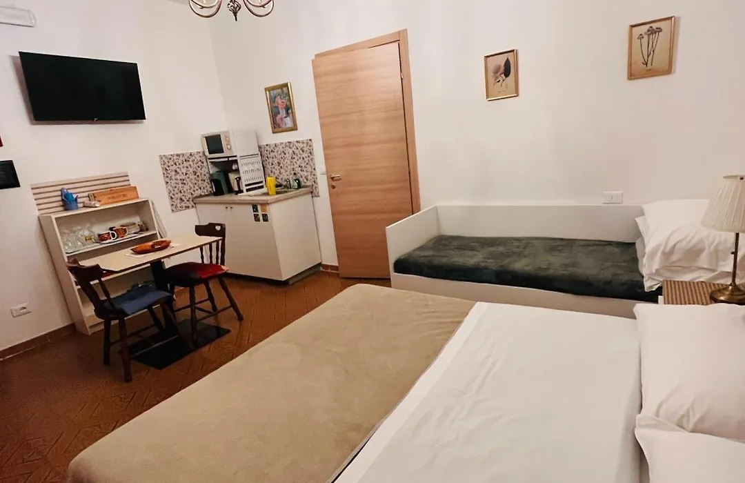 Pisa House-1