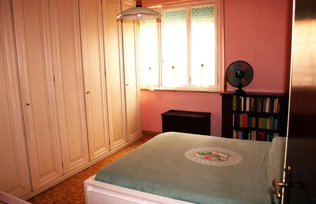 Affittacamere Room Rental Pisa-1