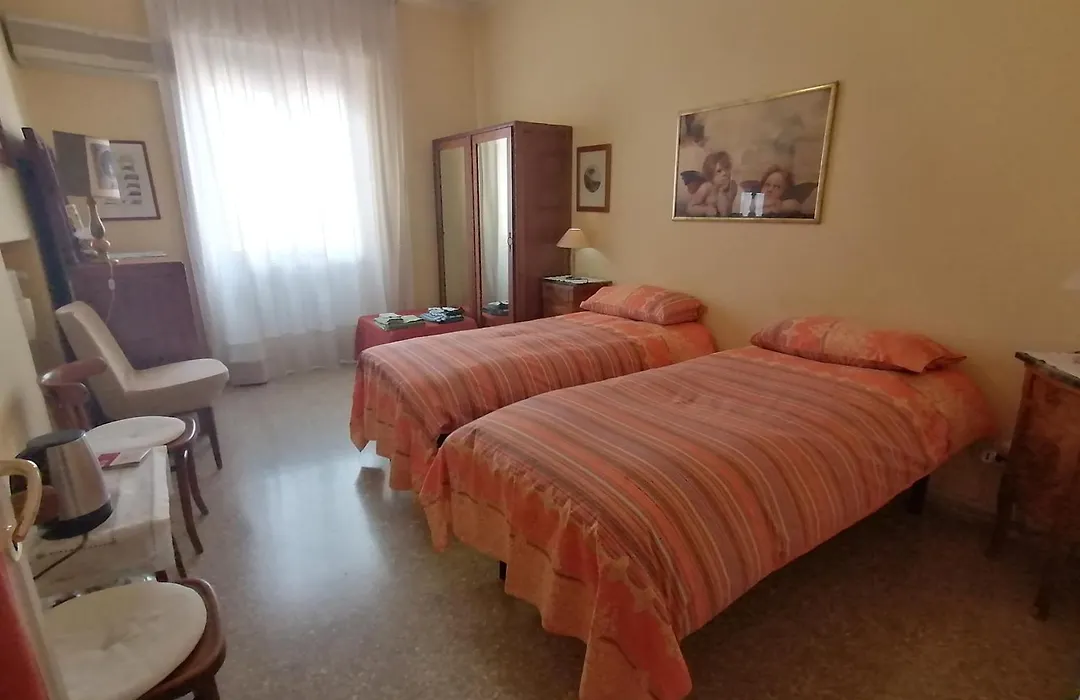 Claudia B&B-1