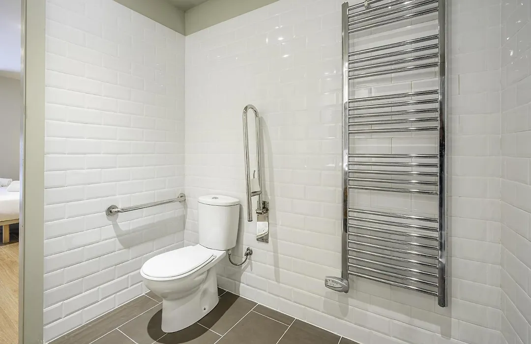 Ola Living Hostal Diagonal-1