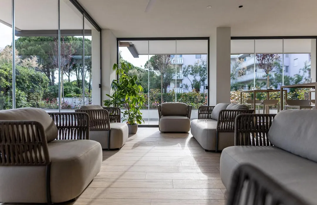 Residence Diana Seafront-1