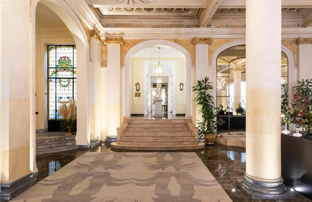 Grand Hotel Et Des Palmes-1