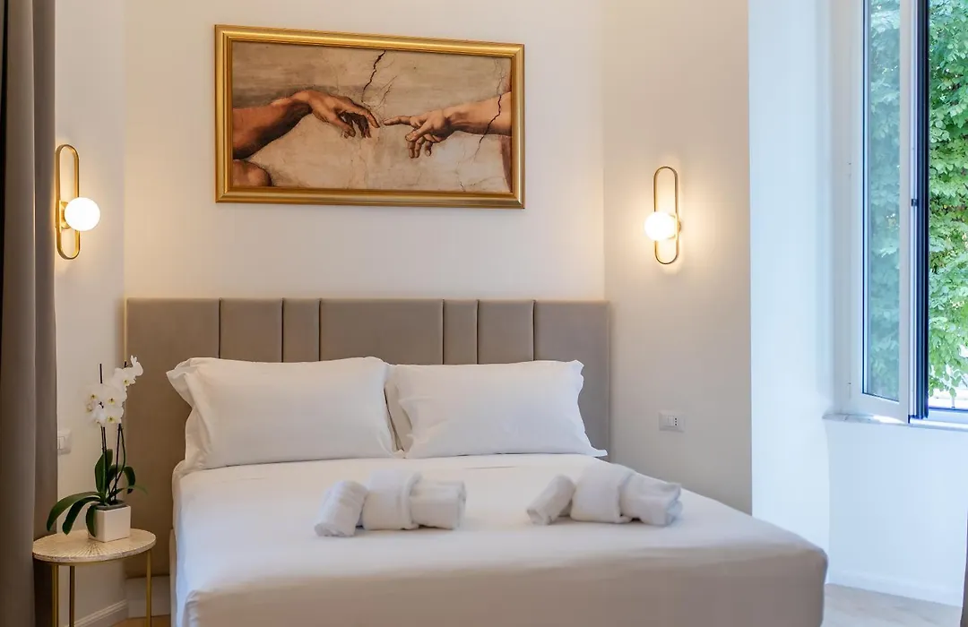 Romart Luxury Rooms-1