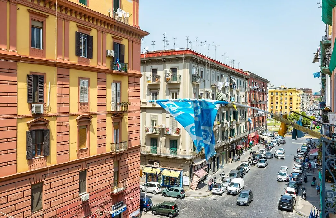 Essentia Home-1