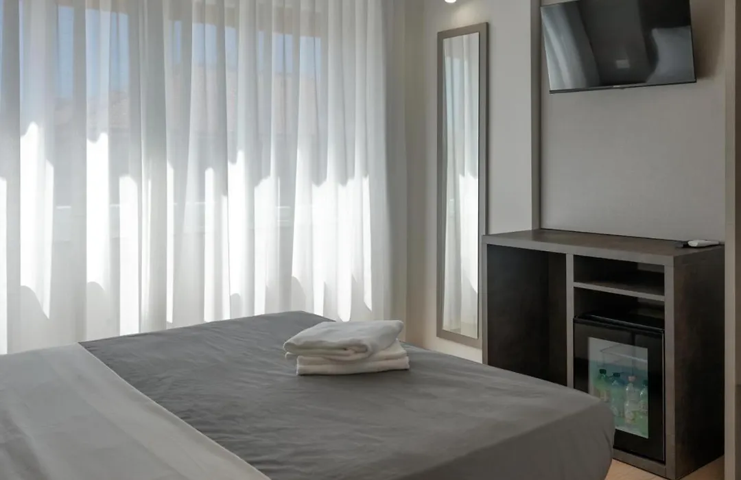 Liliya Rooms-1
