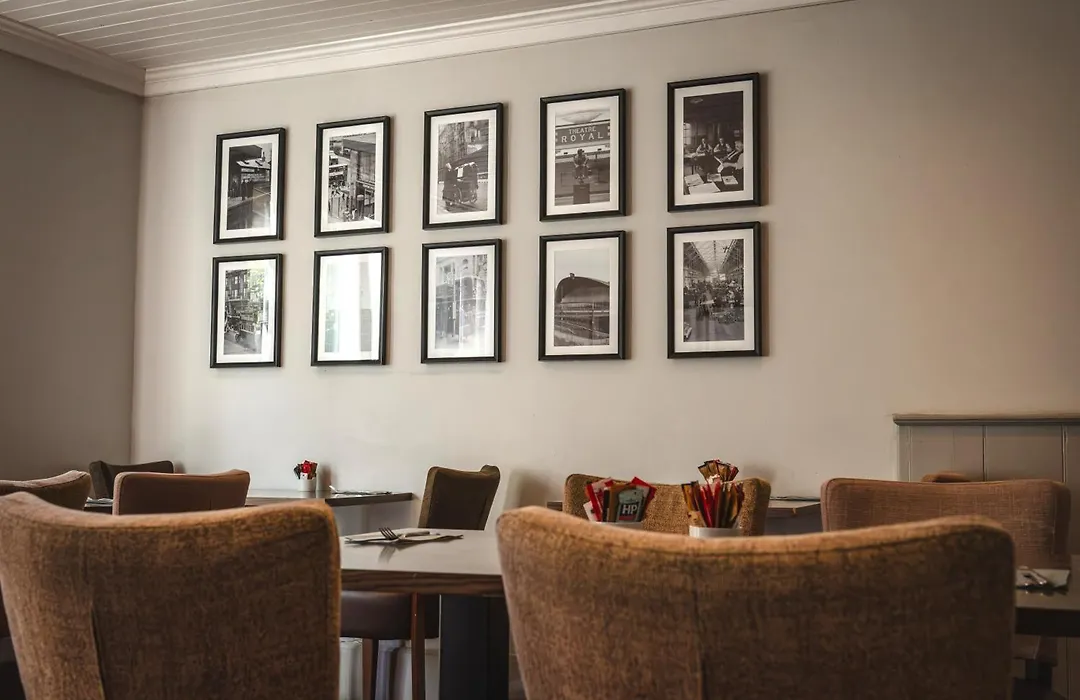 The Westbridge Hotel Stratford-1