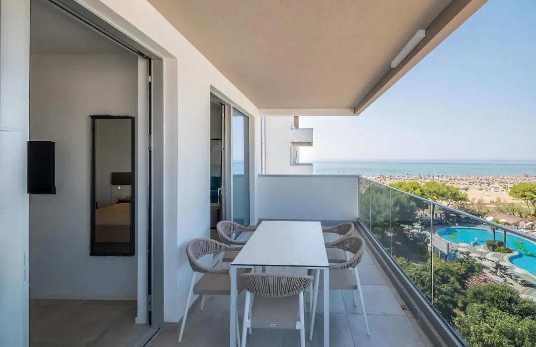 Aparthotel Panorama Beach-1