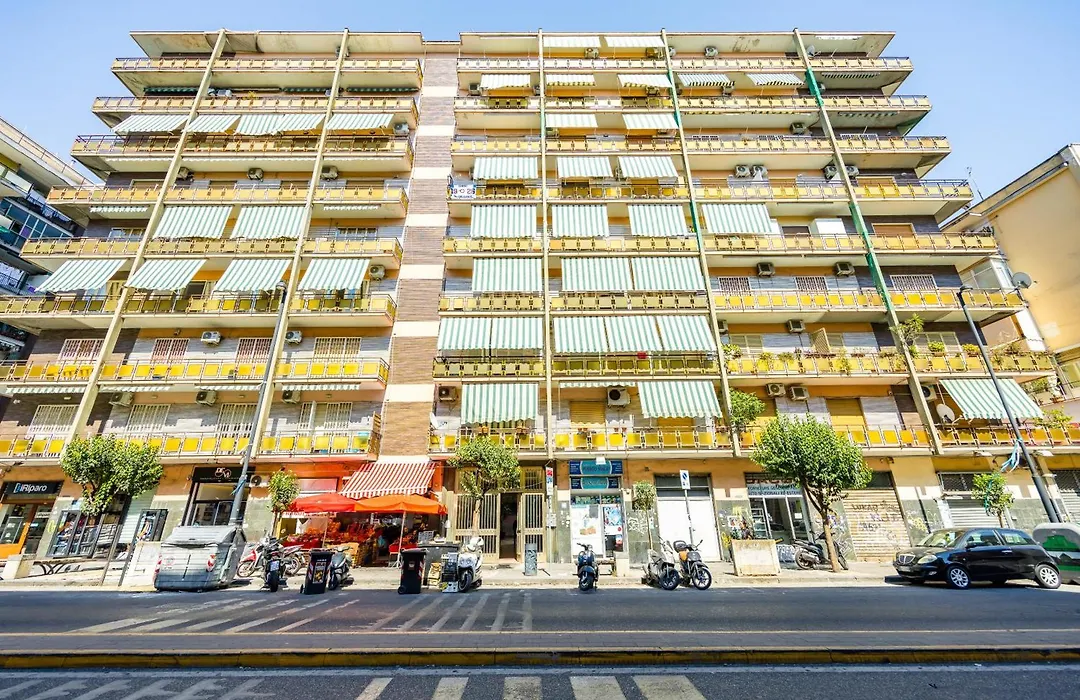 Carlo III Guest House-1