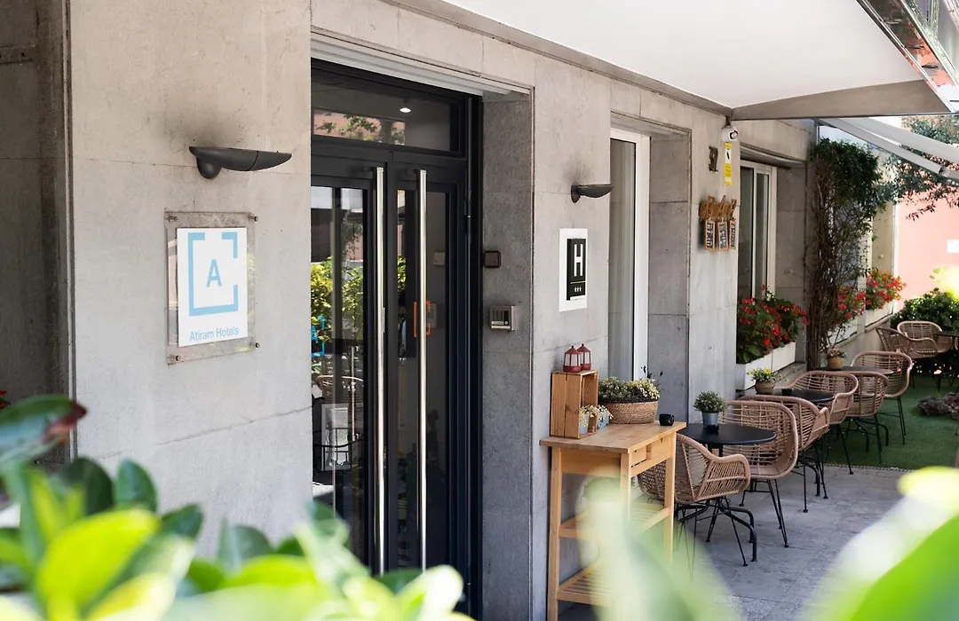 Tres Torres Atiram Hotel-1