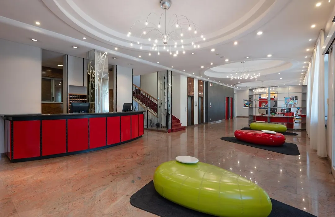 Hotel Toscanini-1