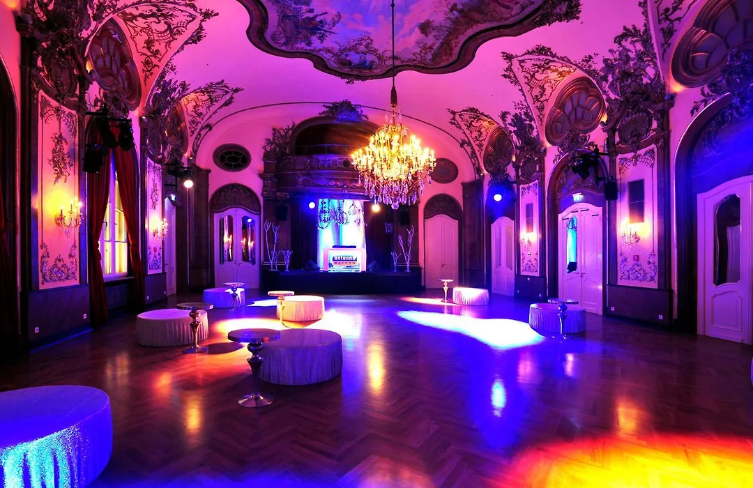 Hotel Deutsches Theater Landwehrstrasse-1