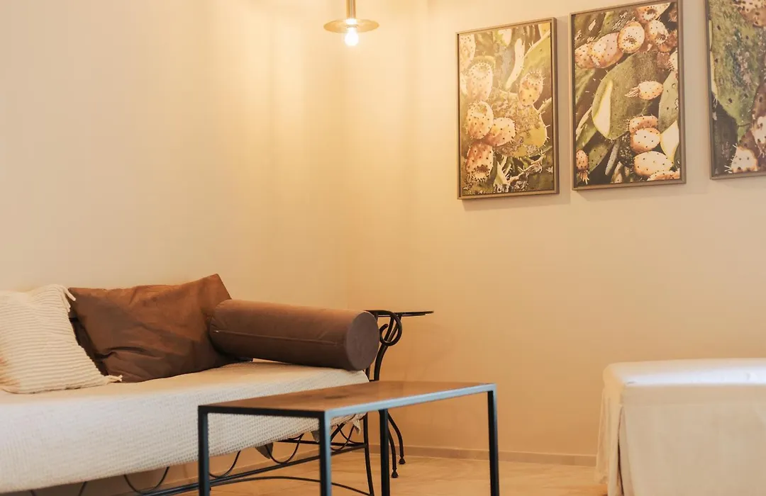 PalazzoRusso Ortigia Suite&Apartments-1