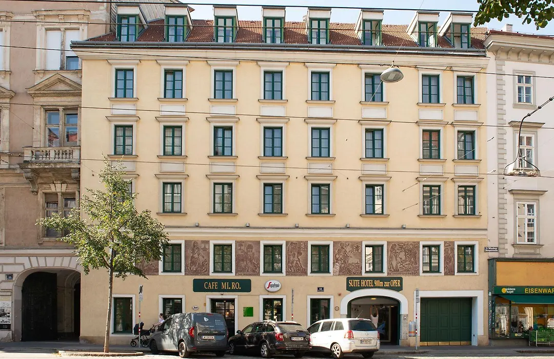 Suite Hotel 900M Zur Oper-1